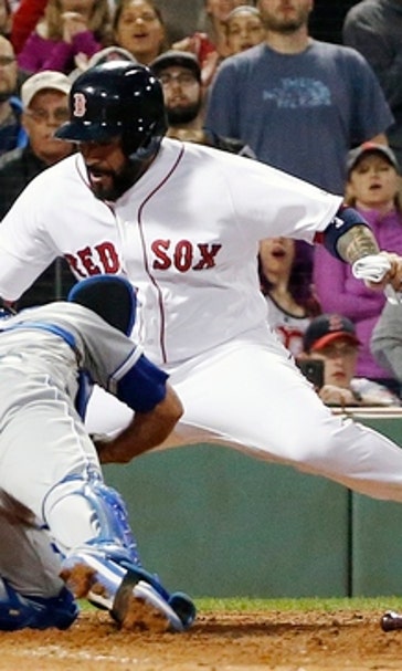 Leon helps Red Sox win 9-8 in 10, end Royals' 9-game streak (Jul 29, 2017)